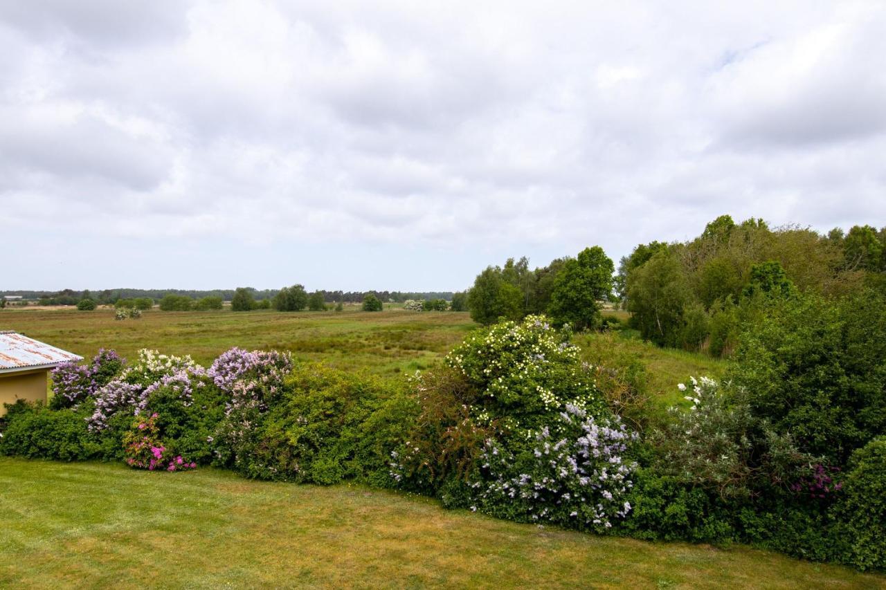 Urlaubs-Appartement Am Dorfrand ヴィーク エクステリア 写真